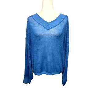 Free People We The V-neck Top Euc Blue Sweater